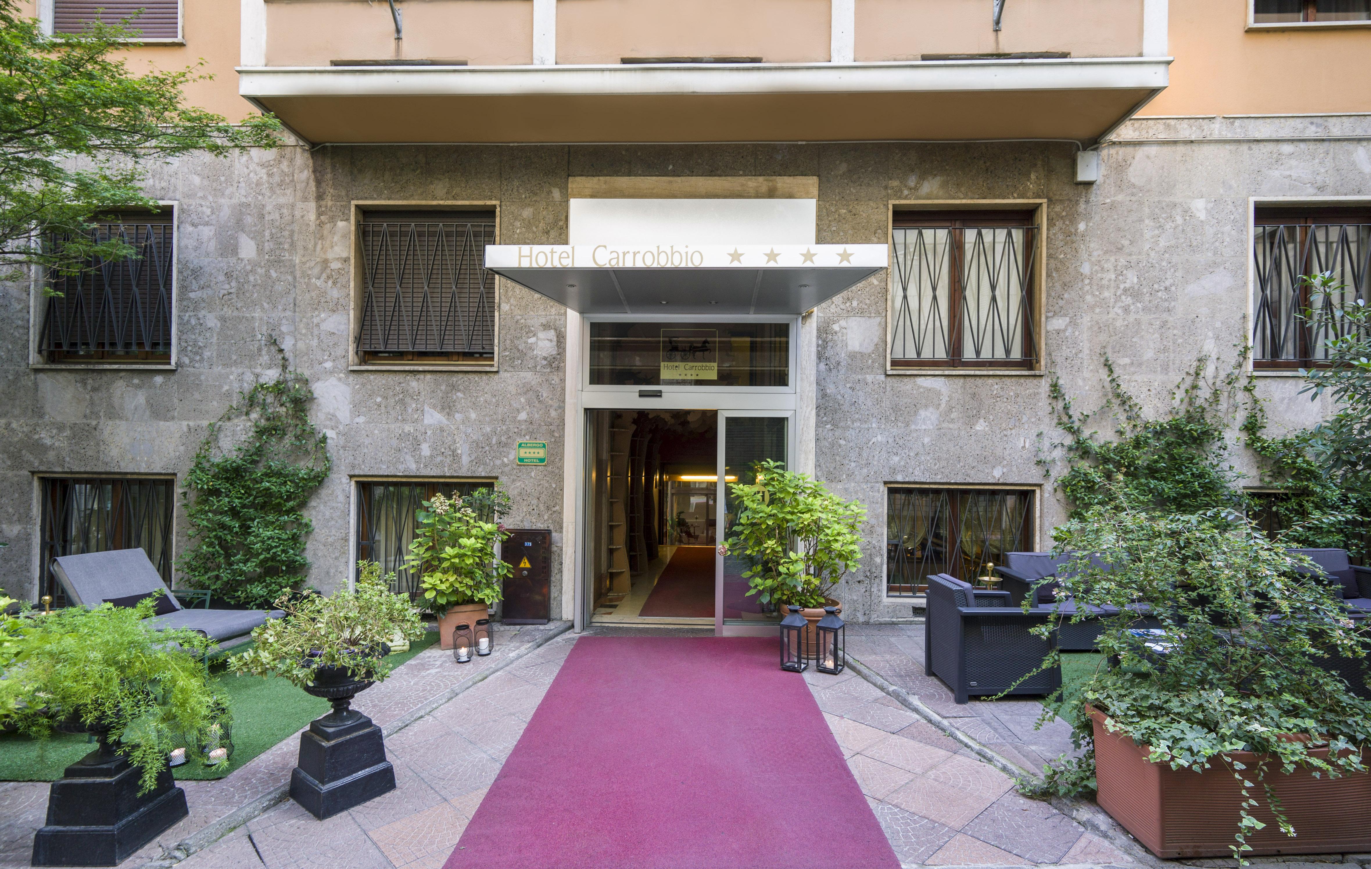 Hotel Carrobbio Milan Exterior photo
