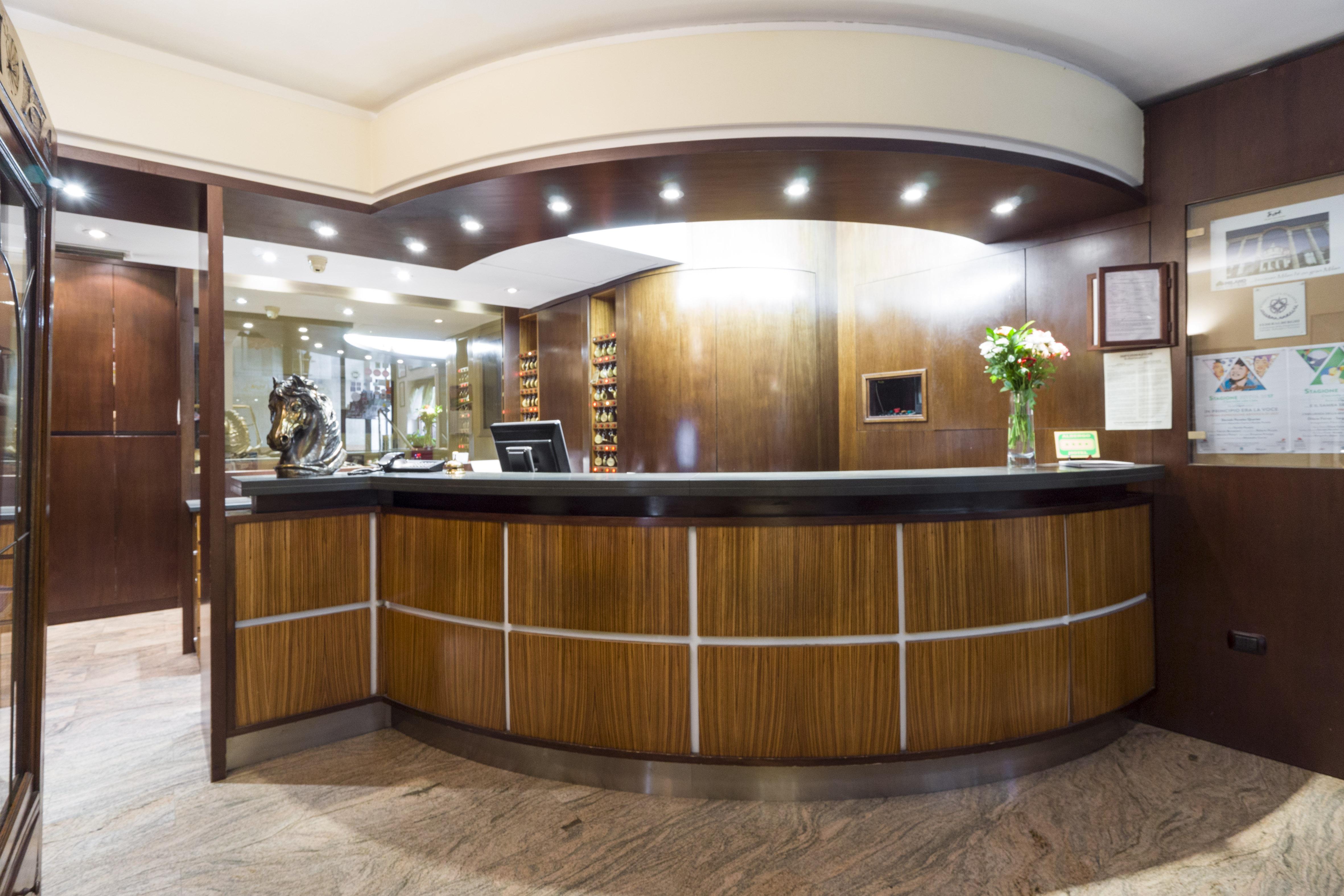 Hotel Carrobbio Milan Exterior photo