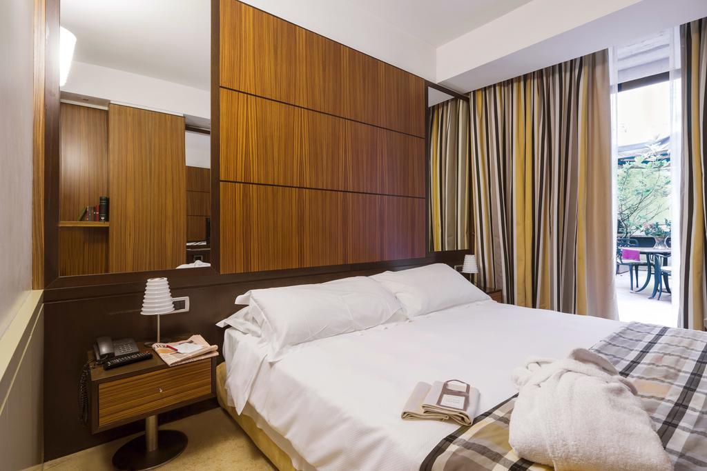 Hotel Carrobbio Milan Exterior photo